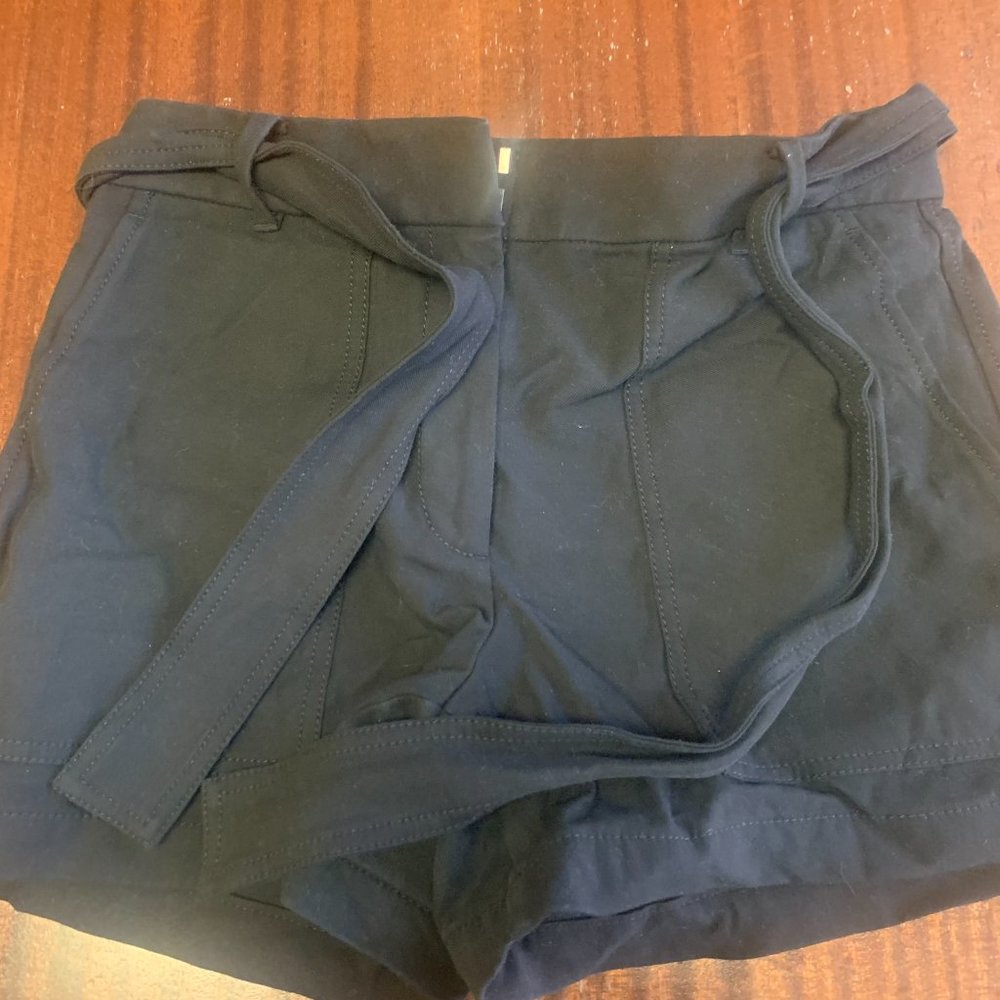 Black Bow Ann Taylor Shorts